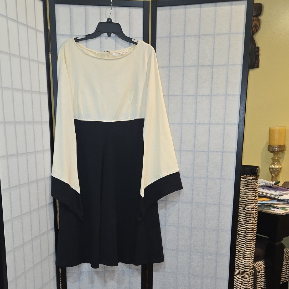 eShakti Cream and Black Bell Sleeve A-Line Dress
